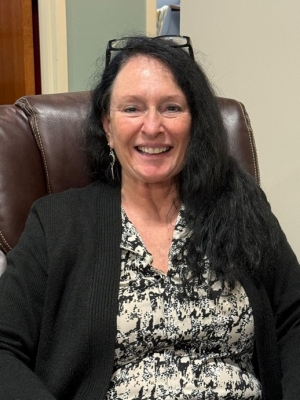 Photograph of LouAnn (Lou) Compagnone
