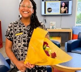 Jewel Davis Receives Governors Award of Excellence
